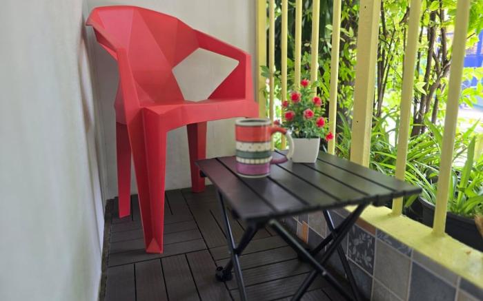 100 Luxury Studio Apartment with private balcony