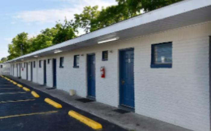 Motel 19 By Capital O Baytown I-10