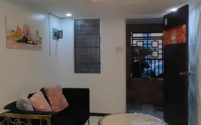 Modern Guesthouse Up & Down 36sqm House 2to4person