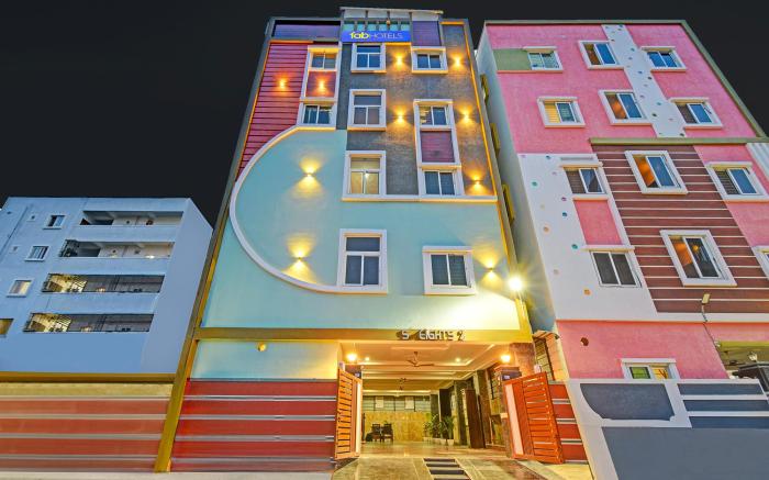 FabHotel PVR