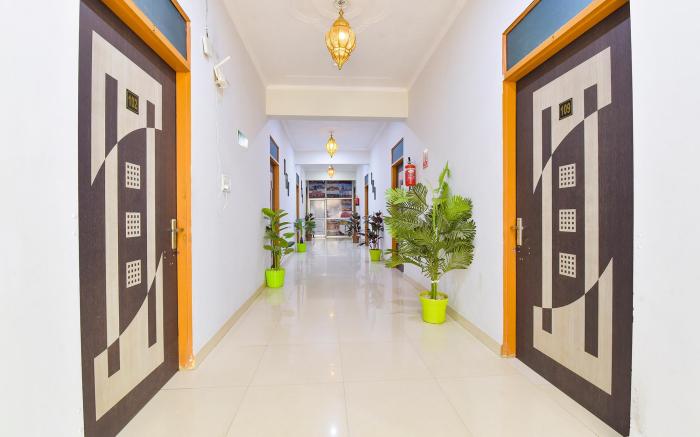 FabHotel The Nine