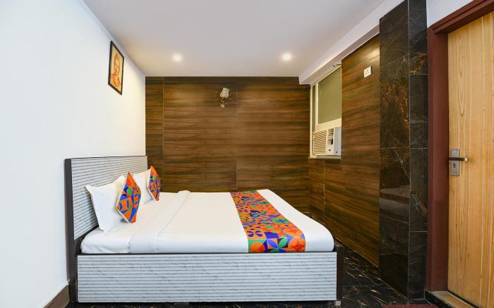 FabHotel Hari Nagar Ashram