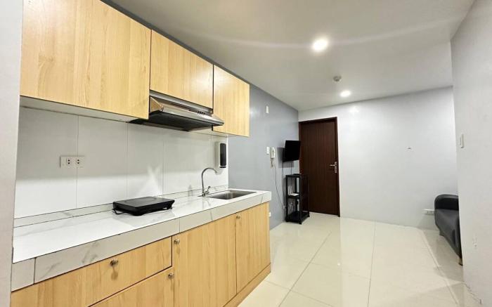 1BR condo unit near Session Rd