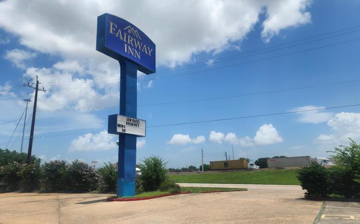 Capital O Fairway Inn - Baytown La Porte TX