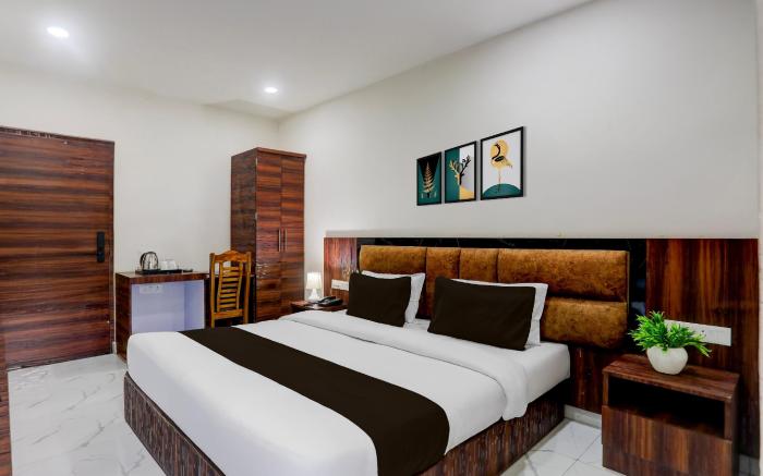 Townhouse Bela Road Varanasi City Railway Station Formerly Srijan Grand