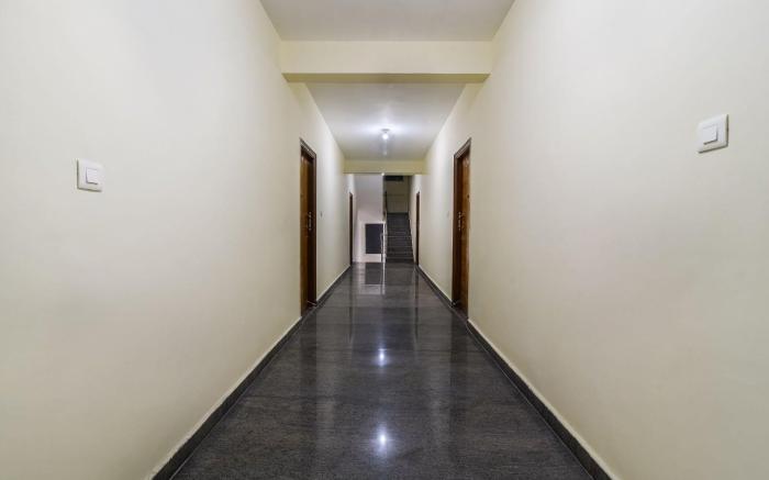 Townhouse Kurnool Bus Terminal Hotel LakshmiPride	