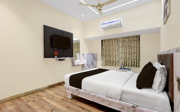 Super Collection O Shri Sai Baba Temple Formerly Hotel Maitreya