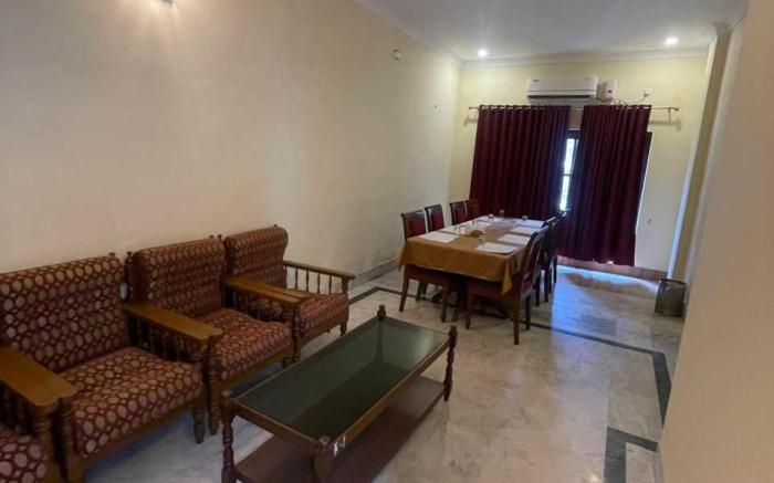Collection O Kangarappady FormerlyCochin Residency