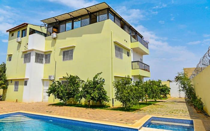 Relax Residences 