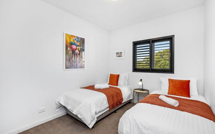 BDR on Beaufort Street + Parking - Mount lawley