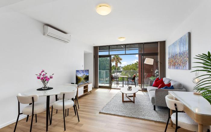 BDR + Parking on Beaufort Street