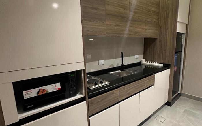 Charming Amman Apartment with Modern Amenit