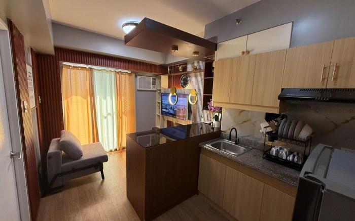 Minimalist Staycation Near Cubao, Ateneo