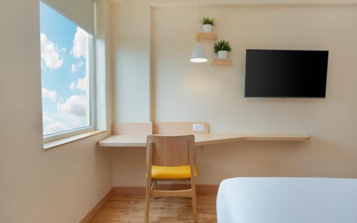 Bloom Hotel - Whitefield