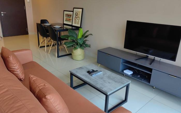 Cozy Studio in Shah Alam with Mountain View