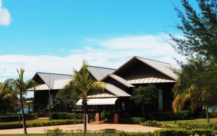The Langit Duyong Marina Resort