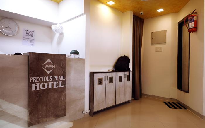 Stay Retreat At Precious Pearl Mumbai  Nr Airport 
