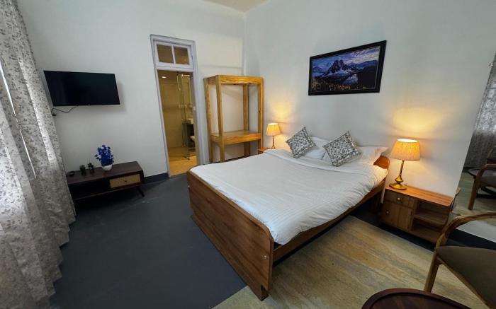 Calissa Cottage 2BHK Mall Road