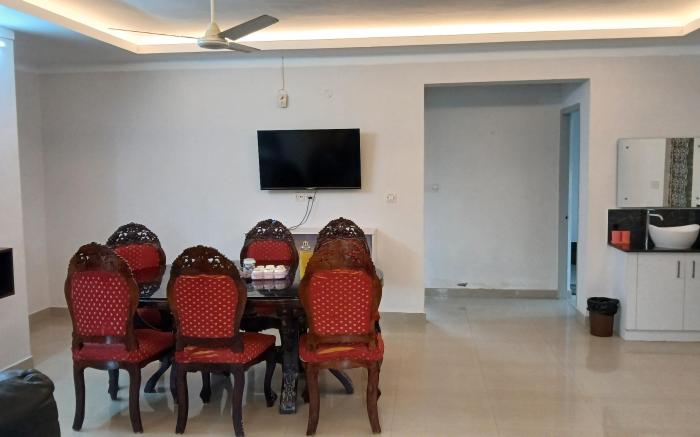 Family Service Apartments