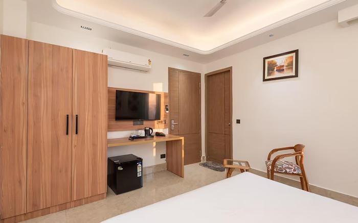 Hotel Signature Golf Course Road