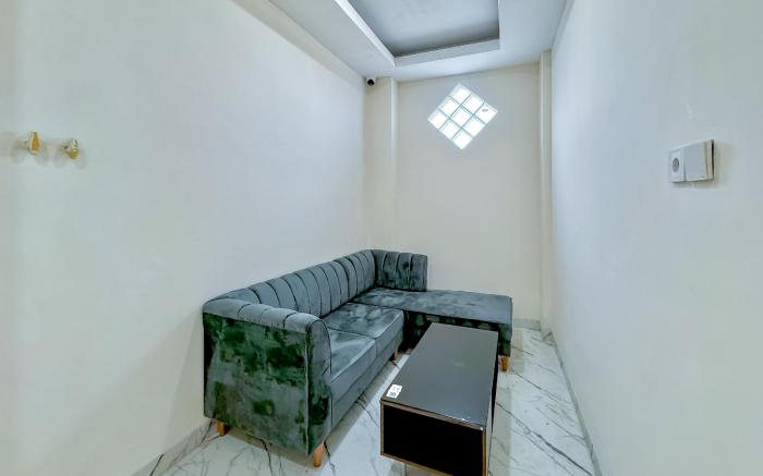 Urbanview Olive Near Graha Saba Buana Surakarta