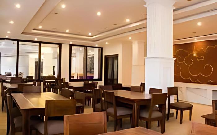 Hotel Dekiling by Eastlynn Collections