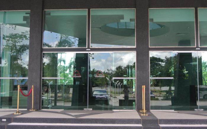 Alvarez Hotel