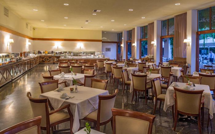 Skiathos Palace Hotel