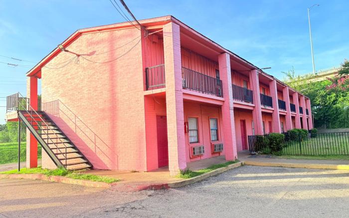 Way Side Inn by Hotel O Dallas near Fair Park Downtown