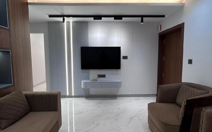 Woodlands Apartment 501-Fully Furnished Luxury Apt