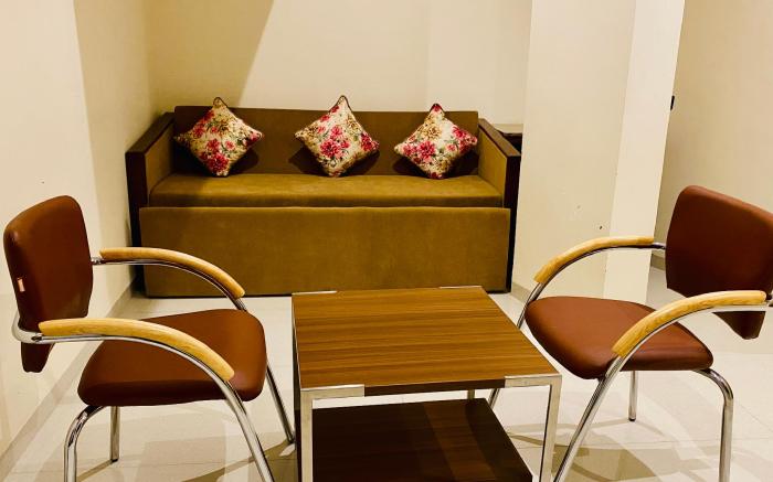 THE CLAN INDORE - VIJAY NAGAR