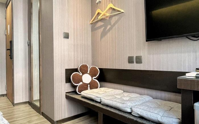 Light and Shadow Double Room NO.2502  [僅限國外旅客入住]