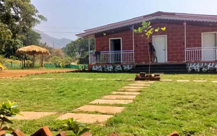 Tansu's Farm Stay 7km Karjat Station by Prospera