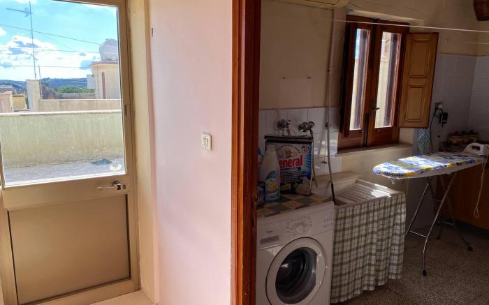 Charming Historic Villa in Vita, Sicily - Your Home Away from Home