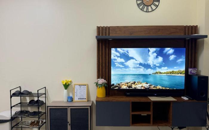 Cozy 1 BR |Balcony, Pool & Netflix |Pet Friendly