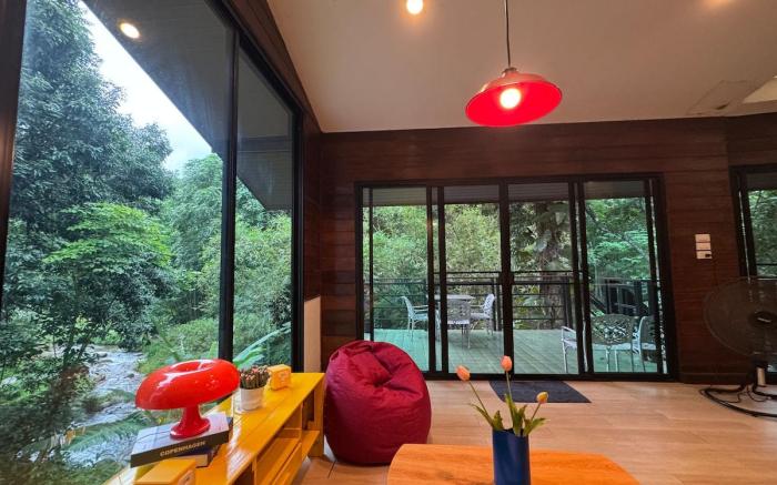 Top River Nest-Upper Floor