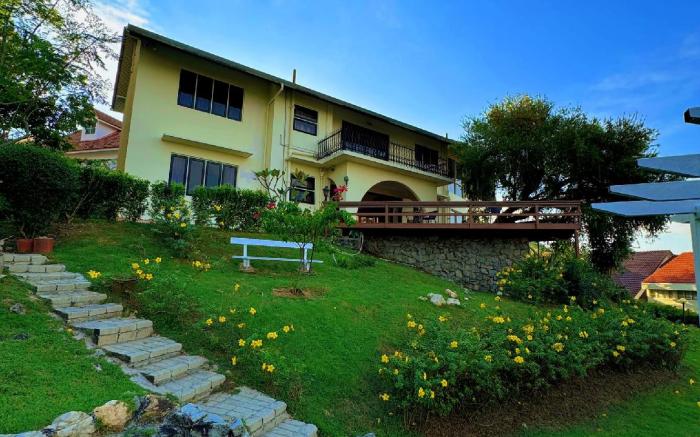 VELAMUNDi INN Batu Ferringhi