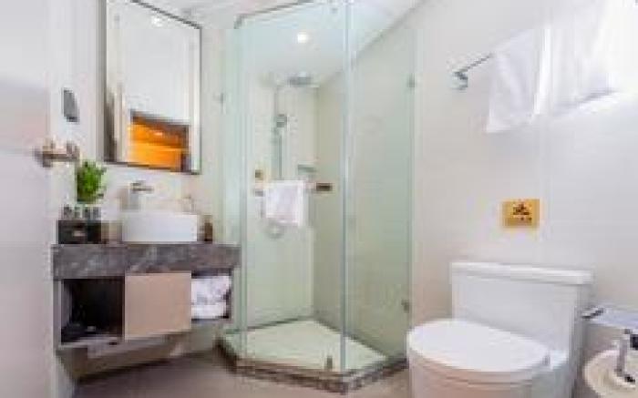 Home Inn Style Dalian Railway Station Youhao Square Metro Station