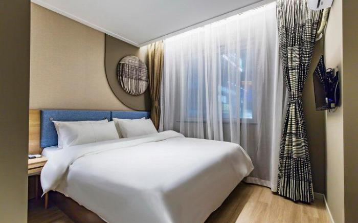 Home Inn Neo Tianjin Binhai New Area MSD Customs Building