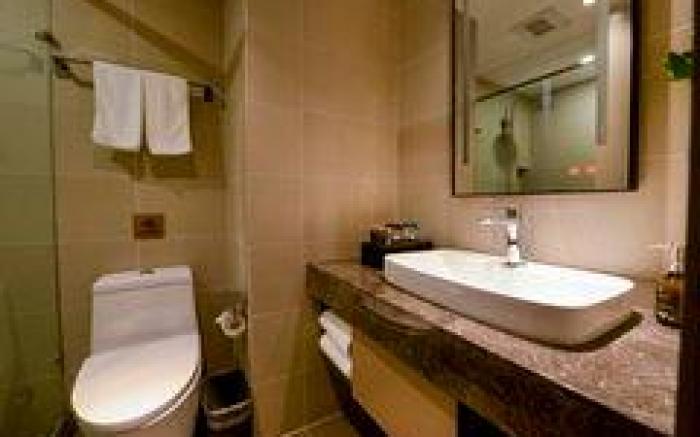 Home Inn Style Dalian Xinghai Square Convention and Exhibition Center