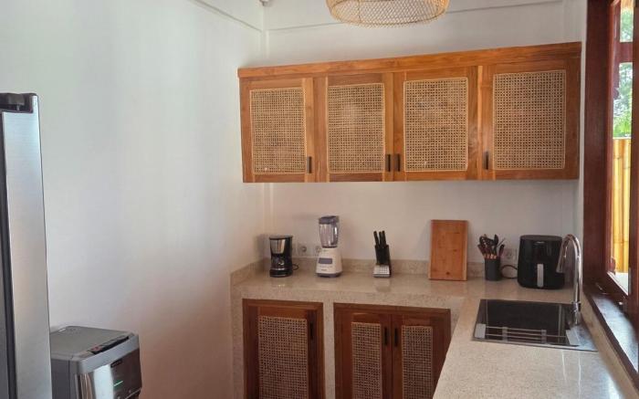 Luxury Private Beachfront 2 BR Villa inc breakfast