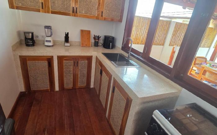 Luxury Private Beachfront 2 BR Villa inc breakfast