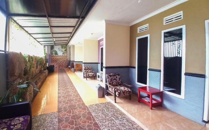 Lancar Homestay Syariah near BNS Mitra RedDoorz