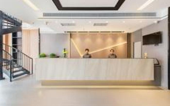 Home Inn Style Dalian Xinghai Bay Lianhe Road Metro Station