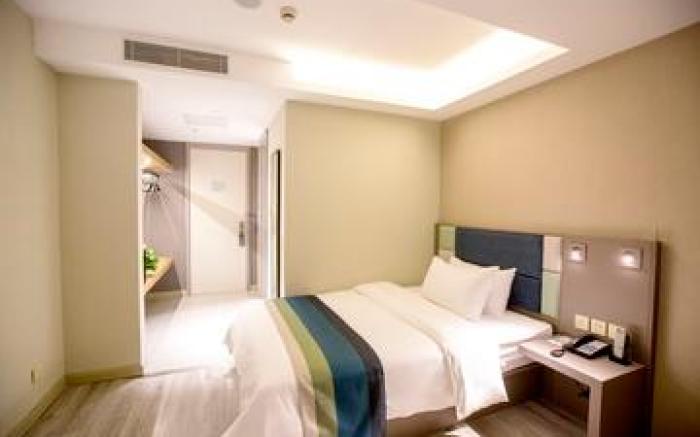 Home Inn Style Huludao Xingcheng Seaside Bathing Beach