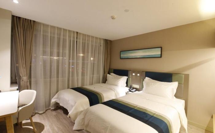 Home Inn Style Hohhot Drum Tower General's Mansion Metro Station