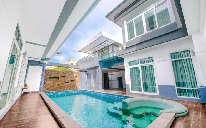 Luxury Pure Modern Pool Villa 5Bed Nr BTS|Central
