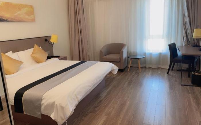 Ease Hotel Harbin Airport Shuttle High-speed Railway Station