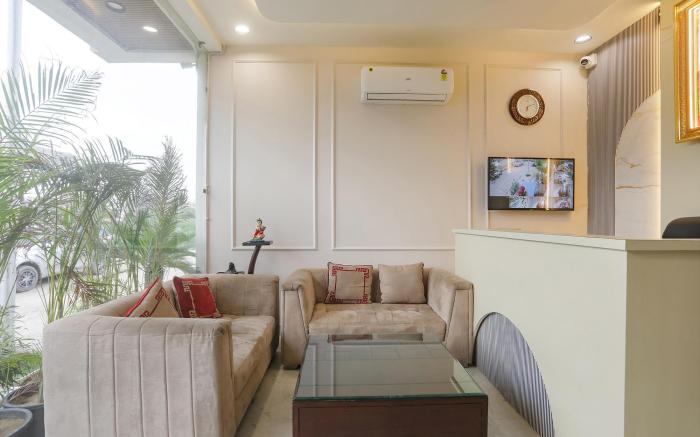 FabHotel Gurukripa