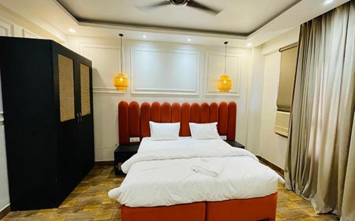 FabHotel The White Pepper